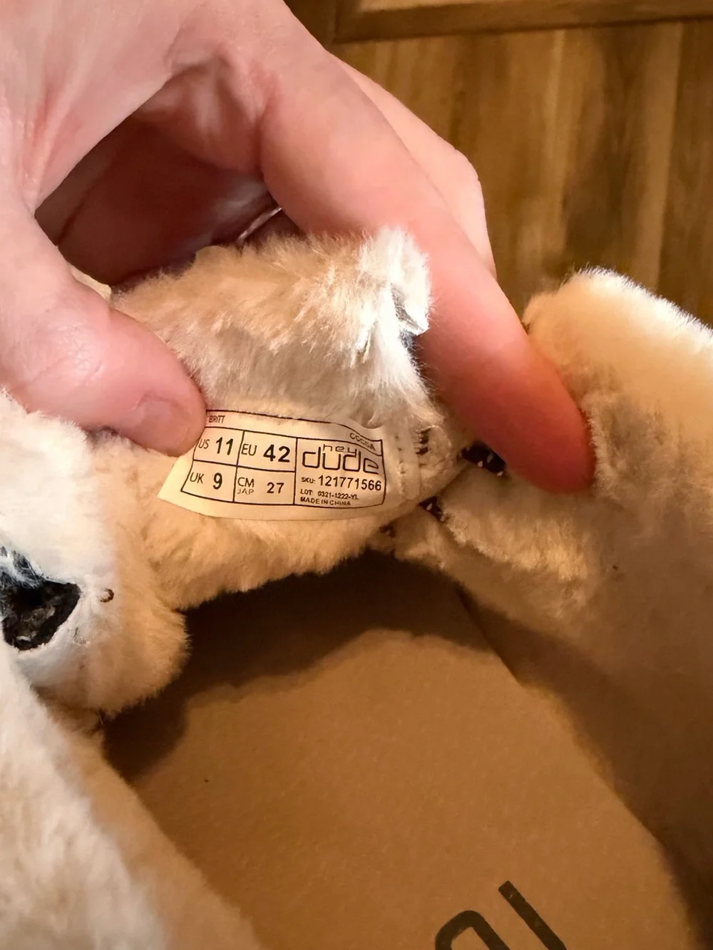 Hey Dude Gray Knit Slip-On Slippers with Cream Faux Fur Collar - Picture 4 of 4